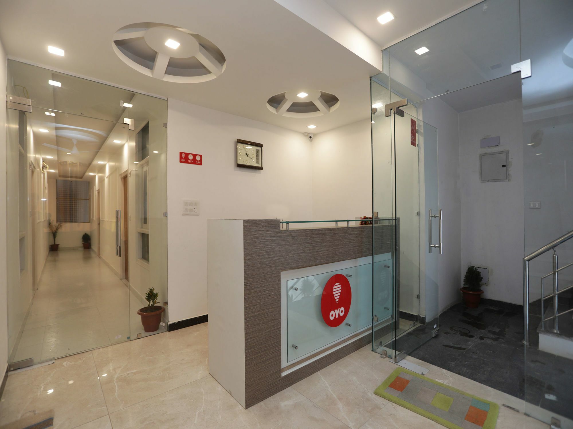 Oyo Hotel Qubic Stay Nowe Delhi Zewnętrze zdjęcie